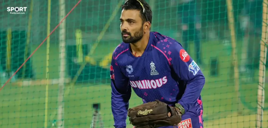 KKR Appoint Dishant Yagnik as Fielding Coach for IPL 2026, Strengthen Coaching Core Ahead of New Season KKR Appoint Dishant Yagnik as Fielding Coach for IPL 2026 – Full Coaching Staff List