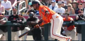 Luis Arraez’s Contact Ability Compared to Steph Curry’s Historic Free-Throw Accuracy Luis Arraez’s Contact Ability Compared to Steph Curry’s Historic Free-Throw Accuracy