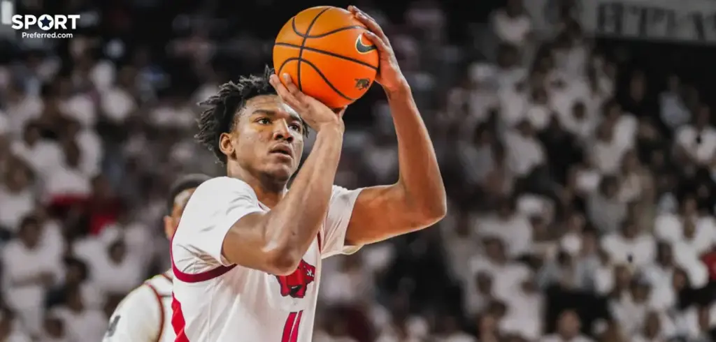 Karter Knox Injury Update: Arkansas Forward Undergoes Meniscus Surgery, Razorbacks Adjust Rotation Karter Knox